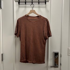 Lululemon 5 Year Basic Tee washed orange Small